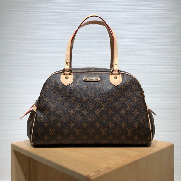¡Descubre las icónicas bolsas de monograma Louis Vuitton!